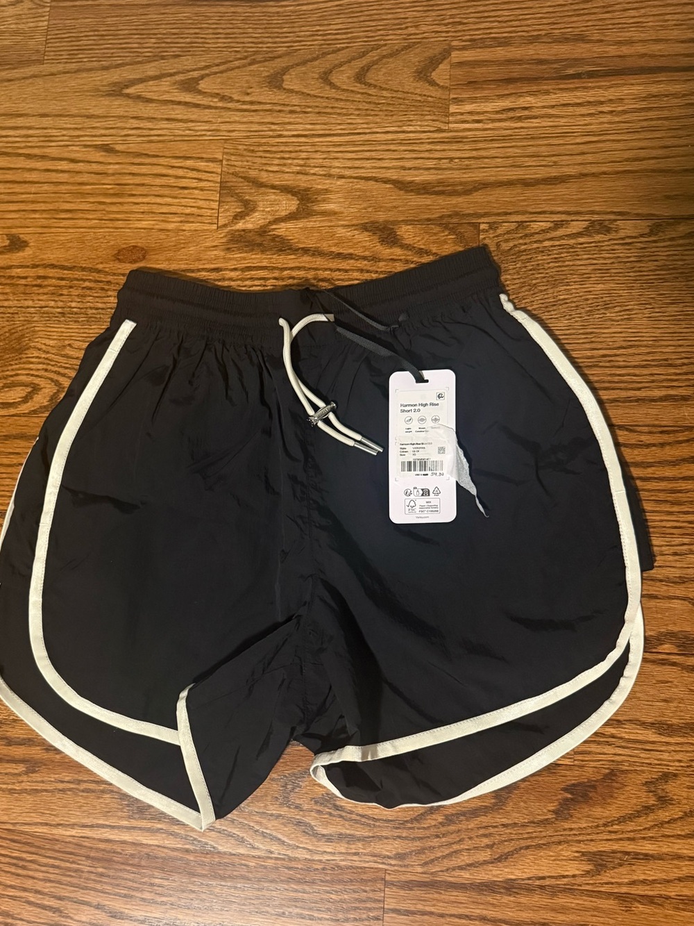 Varley Harmon High Rise Shorts
